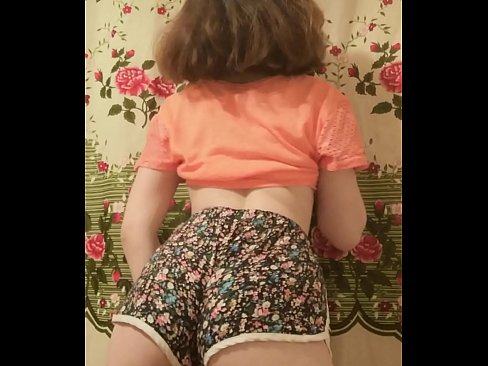❤️ סעקסי יונג באַבע סטריפּינג אַוועק איר קורצע הייזלעך אויף אַפּאַראַט ❤️ שיין פּאָרן ביי yi.hentaisea-com.ru ❌️❤